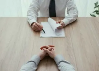 Cómo contratar a tu primer empleado para que tu empresa crezca Cómo contratar a tu primer empleado