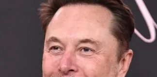 Historia de Elon Musk: El visionario creador de Tesla y Space X Historia de Elon Musk