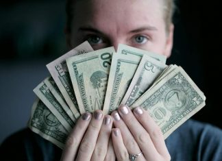 Ingreso pasivo: Qué es, cómo conseguirlo y ejemplos reales. Que es ingreso pasivo.