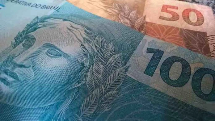 Cómo reconocer un billete falso