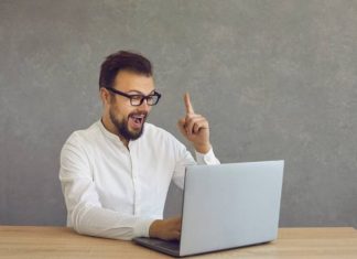 Diferencia entre cayo-cayó-callo-calló: explicación y ejemplos cayo-cayó-callo-calló