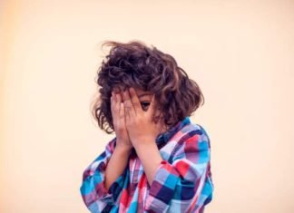 Cómo vencer la timidez en 10 simples y poderosos pasos cómo vencer la timidez