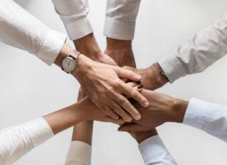 Aprende cómo transmitir confianza en equipos de trabajo. confianza en equipos de trabajo
