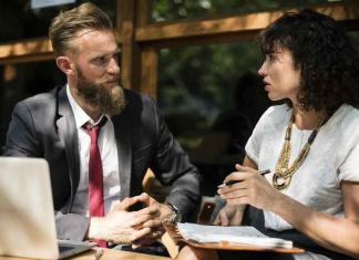 Qué es un elevator pitch y cómo crear uno excelente en 7 pasos. elevator pitch